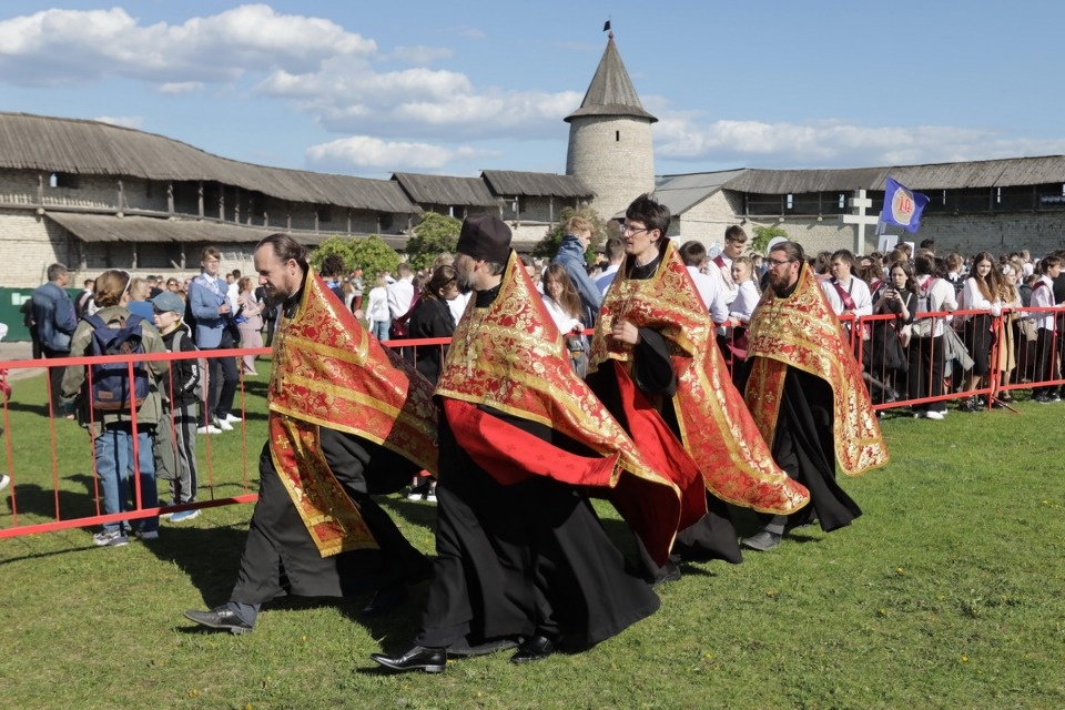 Последний звонок в 2022-м