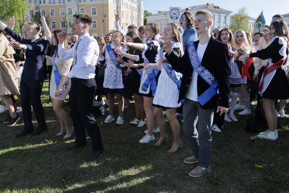 Последний звонок в 2022-м