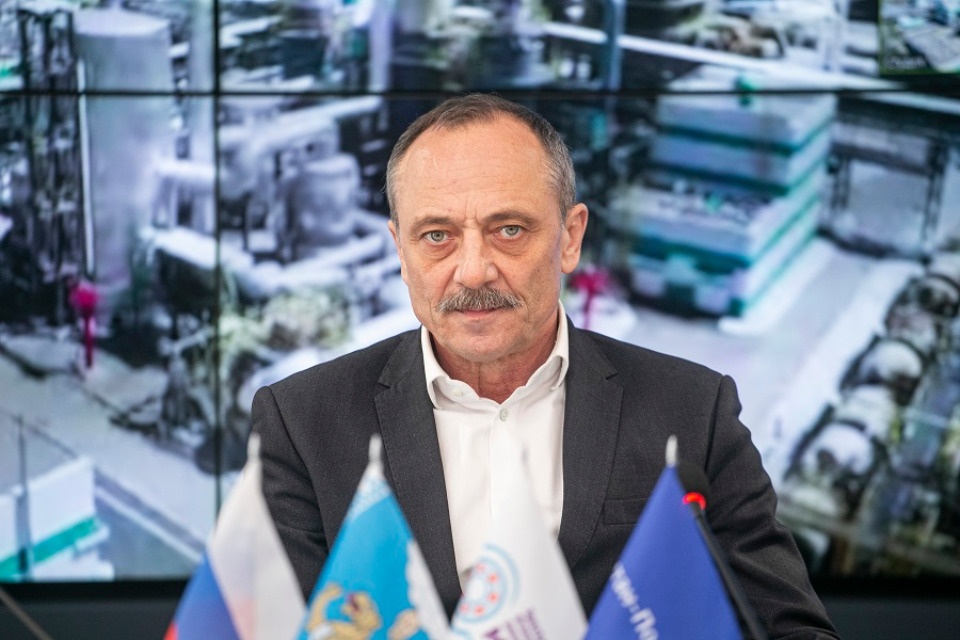 Герман Петрушко поздравил химиков с профессиональным праздником Герман Петрушко поздравил химиков с профессиональным праздником