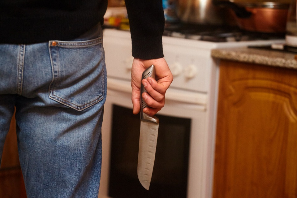 Жителя Пыталово осудят за убийство за почве ревности