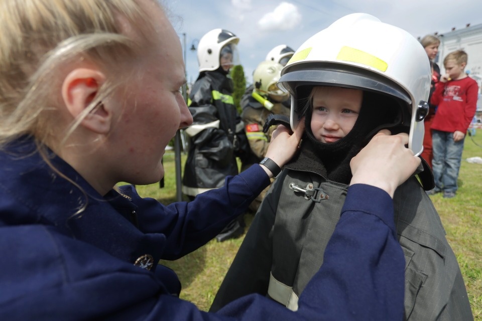 Спасите! Помогите!