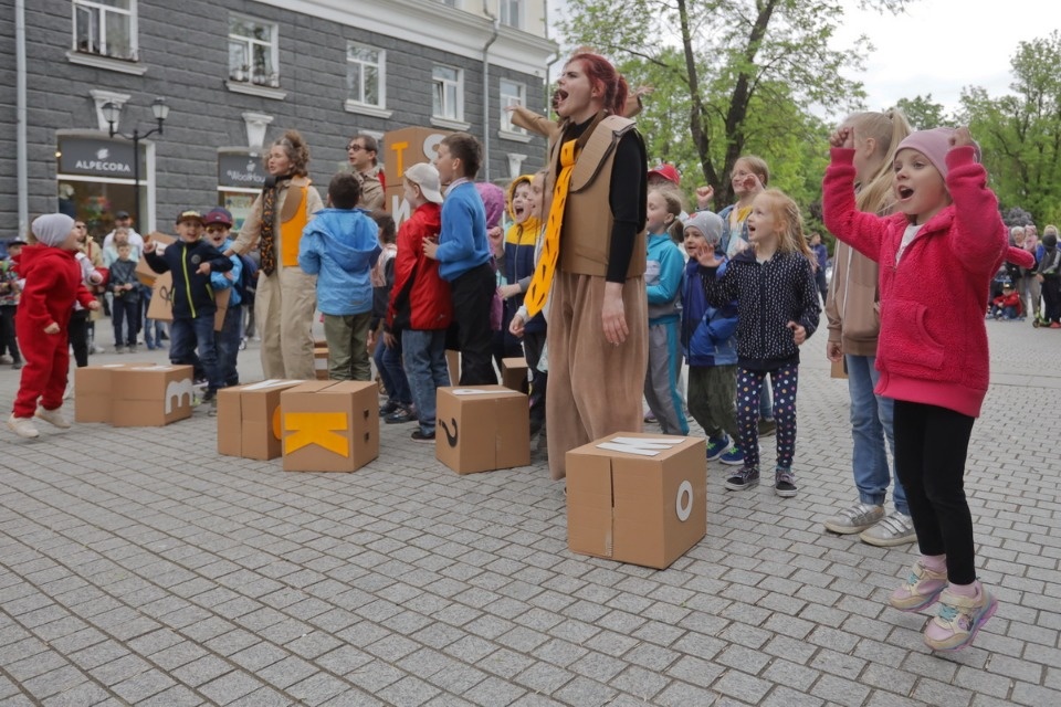 Куклы так похожи на людей Куклы так похожи на людей