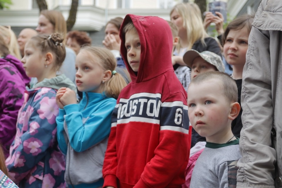 Куклы так похожи на людей Куклы так похожи на людей