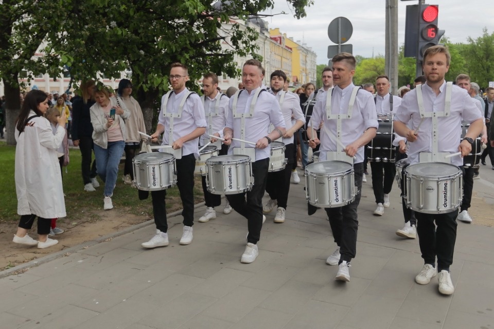 Куклы так похожи на людей Куклы так похожи на людей