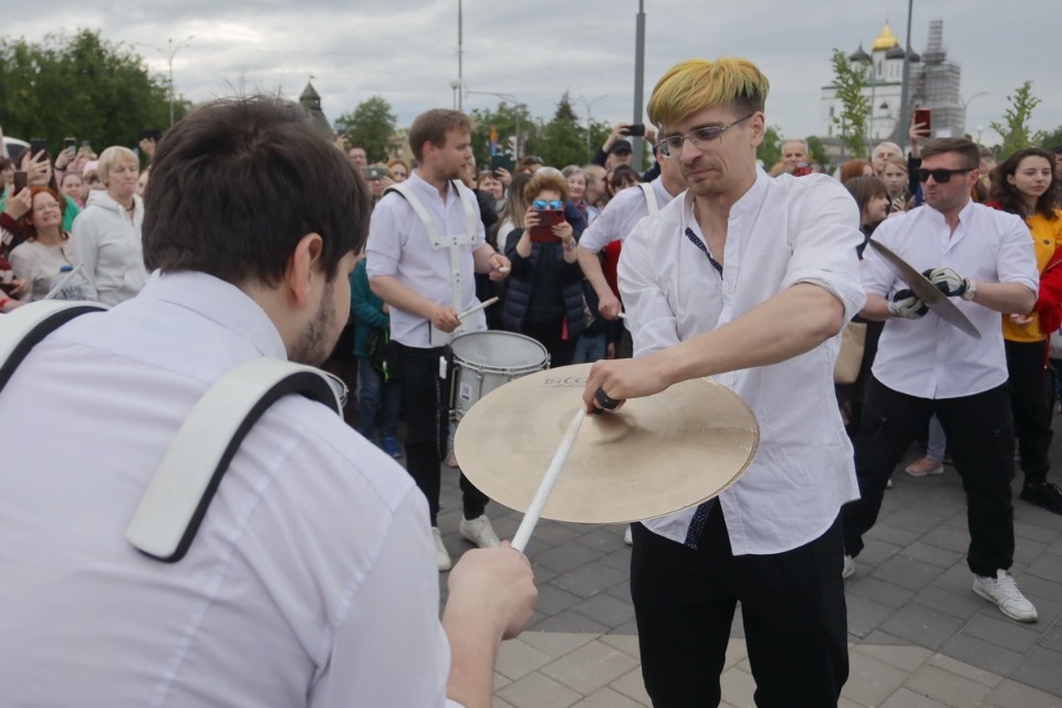 Куклы так похожи на людей Куклы так похожи на людей