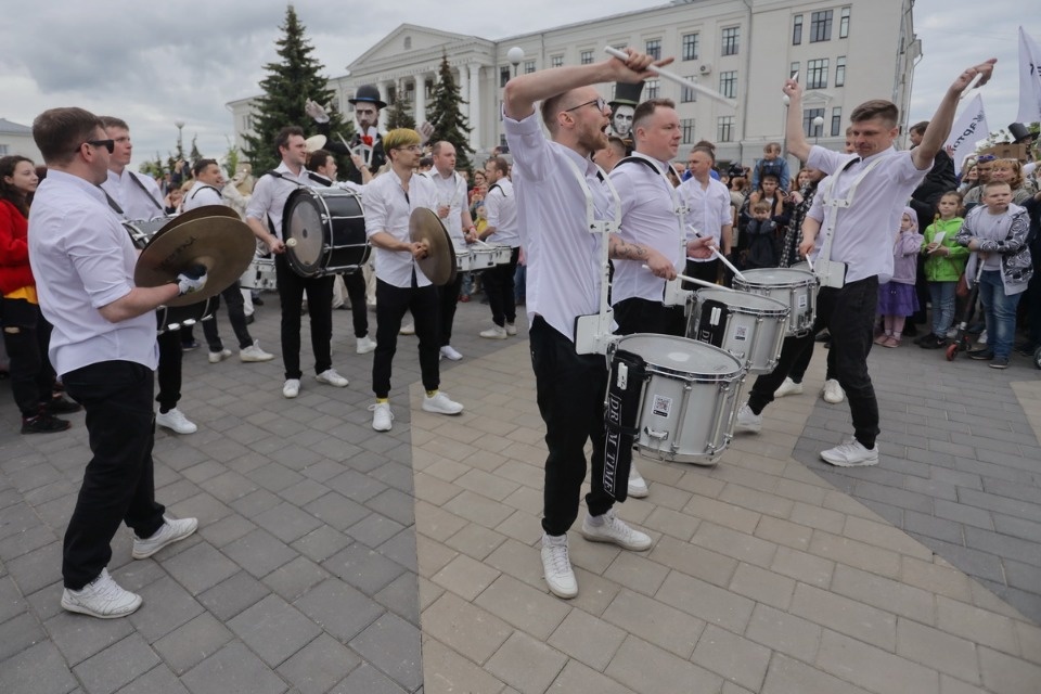 Куклы так похожи на людей Куклы так похожи на людей