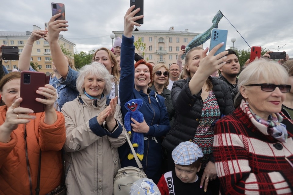 Куклы так похожи на людей Куклы так похожи на людей