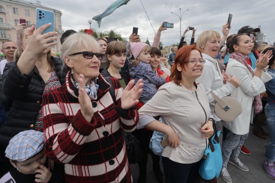 Куклы так похожи на людей Куклы так похожи на людей