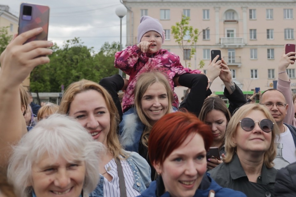 Куклы так похожи на людей Куклы так похожи на людей