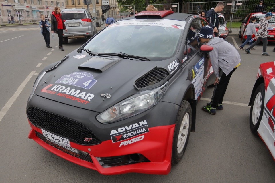 Быстрее ветра