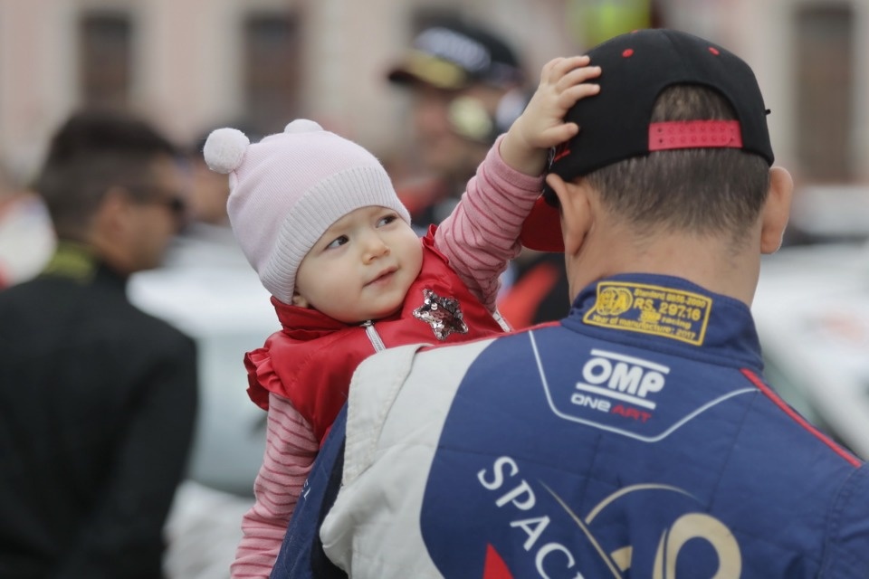 Быстрее ветра