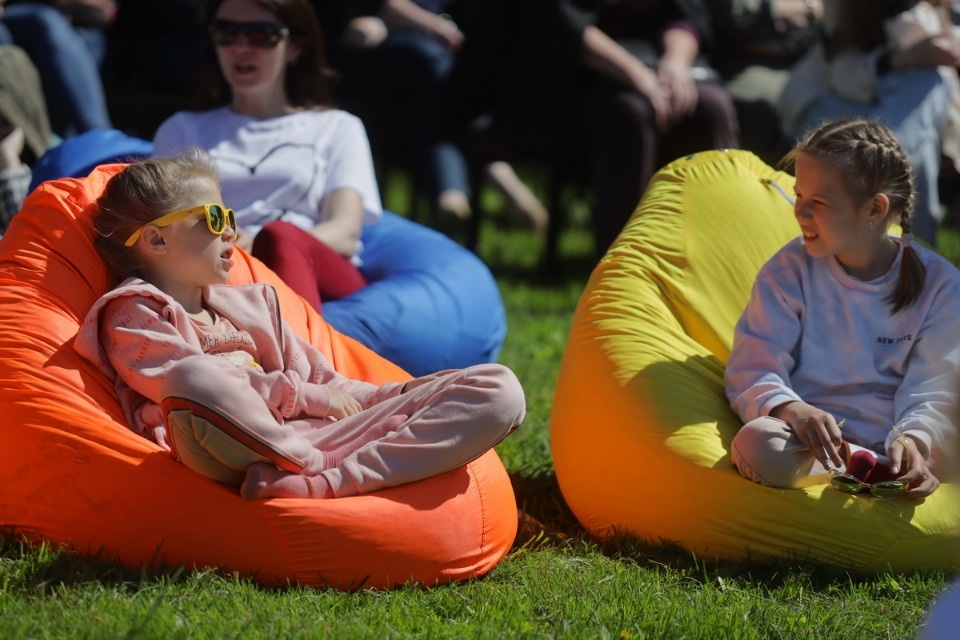 «Сны над тёмной водой»
