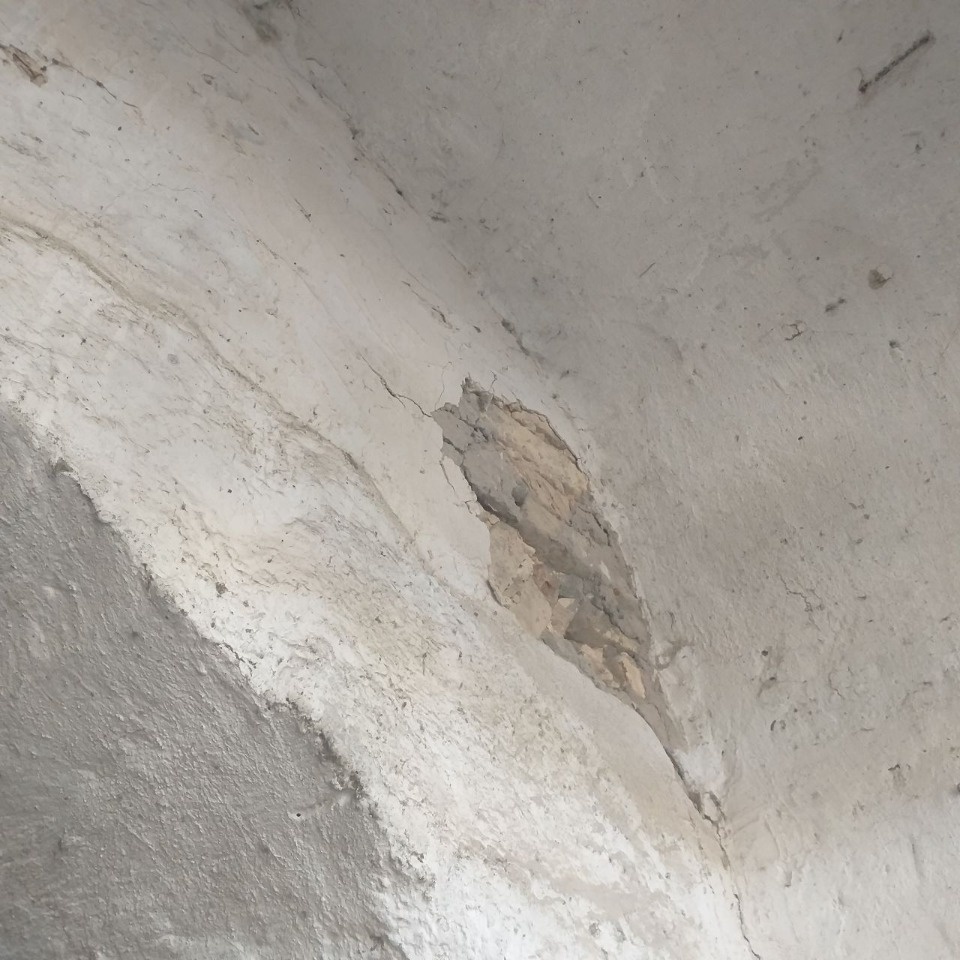 Кладку XV века обнаружили в Успенском соборе Псково-Печерского монастыря