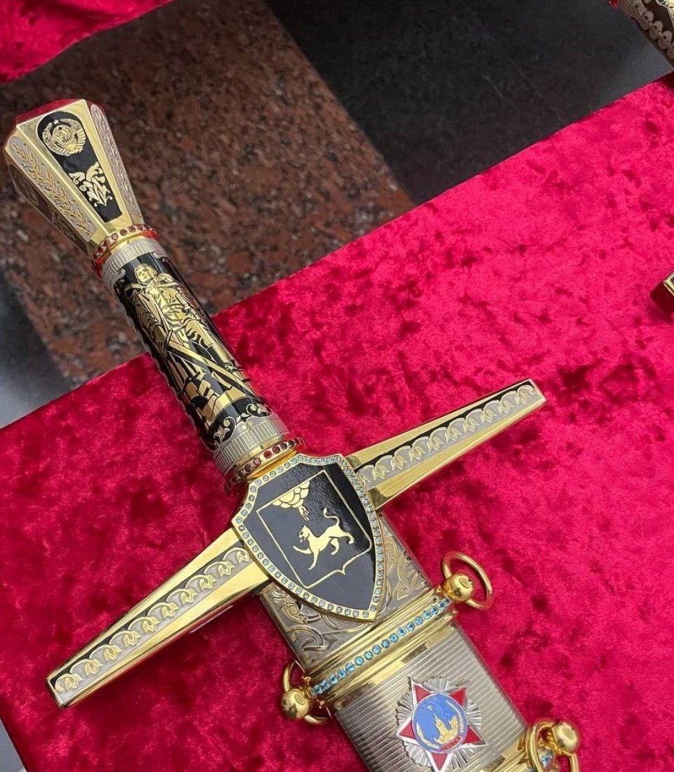 Мечи Победы будут вручены Пскову и Великим Лукам Мечи Победы будут вручены Пскову и Великим Лукам