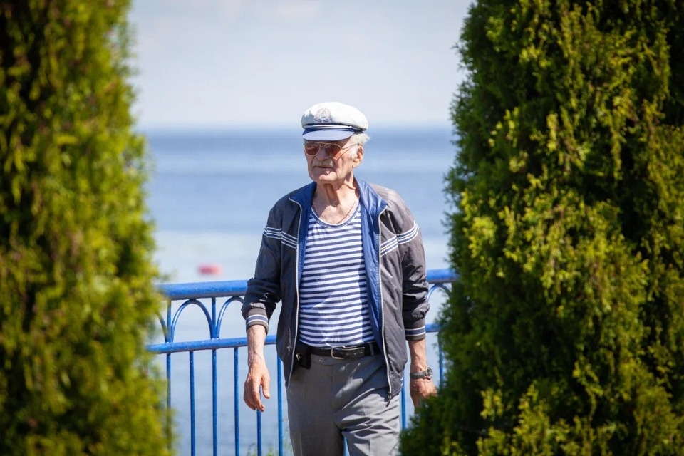  Под парусом