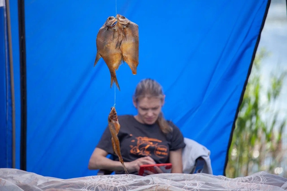  Под парусом