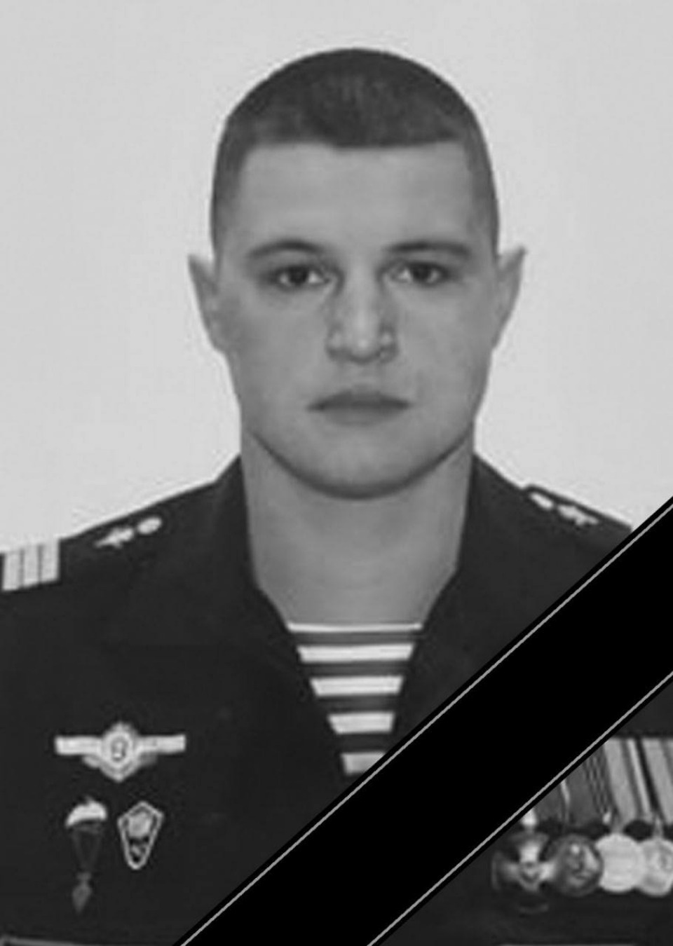 В Псковской области простились с двумя военнослужащими, погибшими в ходе спецоперации на Украине