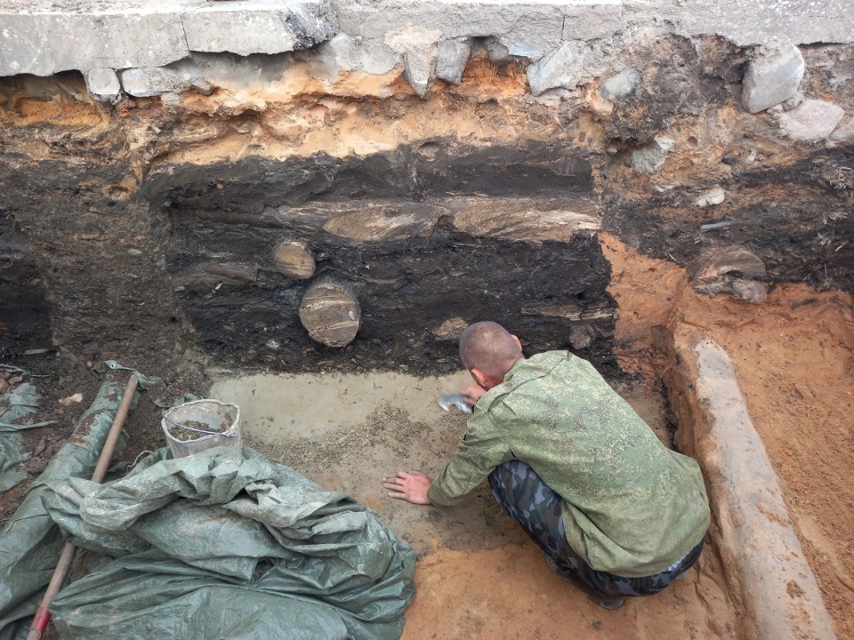 Дома XVII-XIX веков обнаружили археологи под одной из центральных улиц Печор