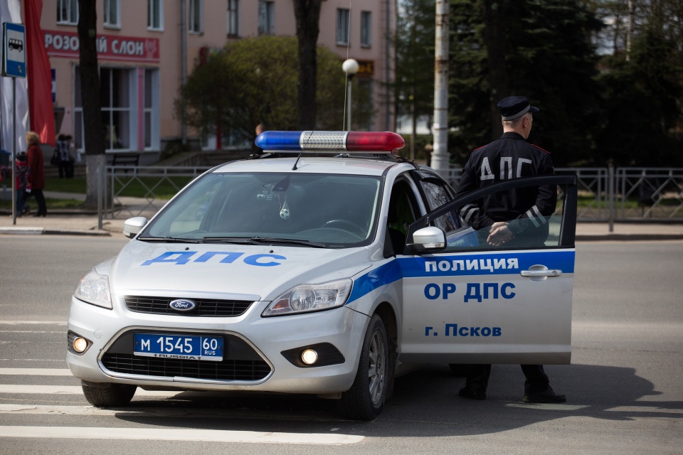 С 15 по 17 июля в Псковской области пройдут массовые проверки водителей 