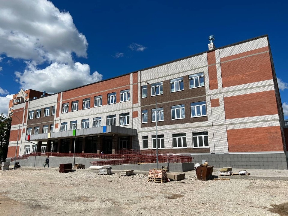 Готовность новой школы на улице Юбилейной в Пскове достигла 75% Готовность новой школы на улице Юбилейной в Пскове достигла 75%