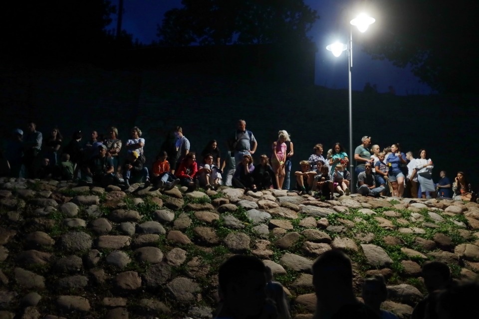 Салют, Псков! Салют, Псков!