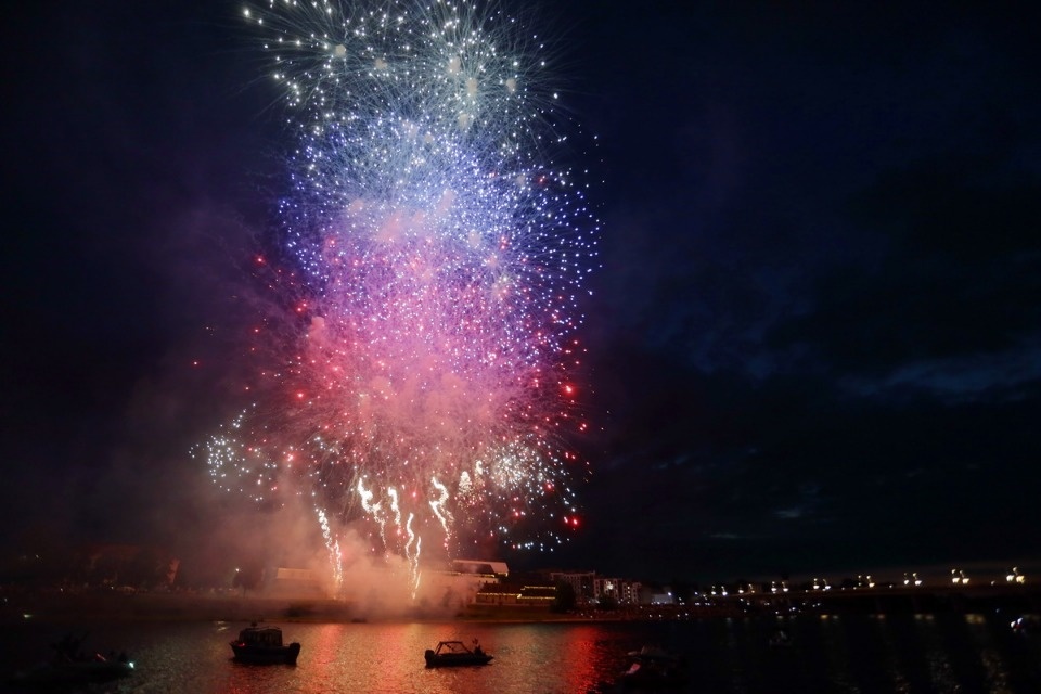 Салют, Псков! Салют, Псков!