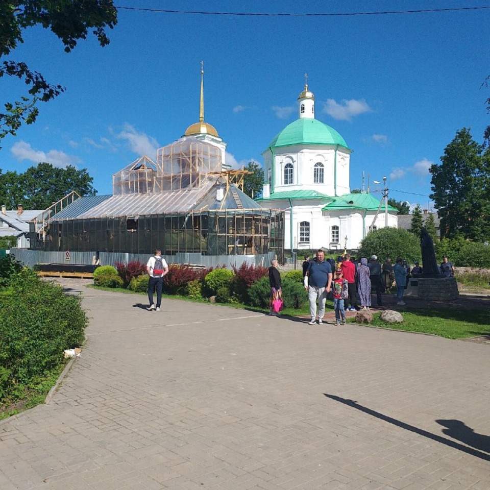 В Печорах восстановили исторический вид фундамента церкви Святой Варвары