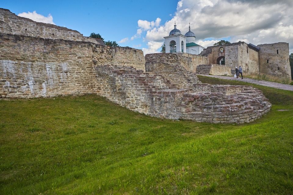 Концертный хор из Санкт-Петербурга выступит на празднике в честь 1160-летия Изборска 29 июля