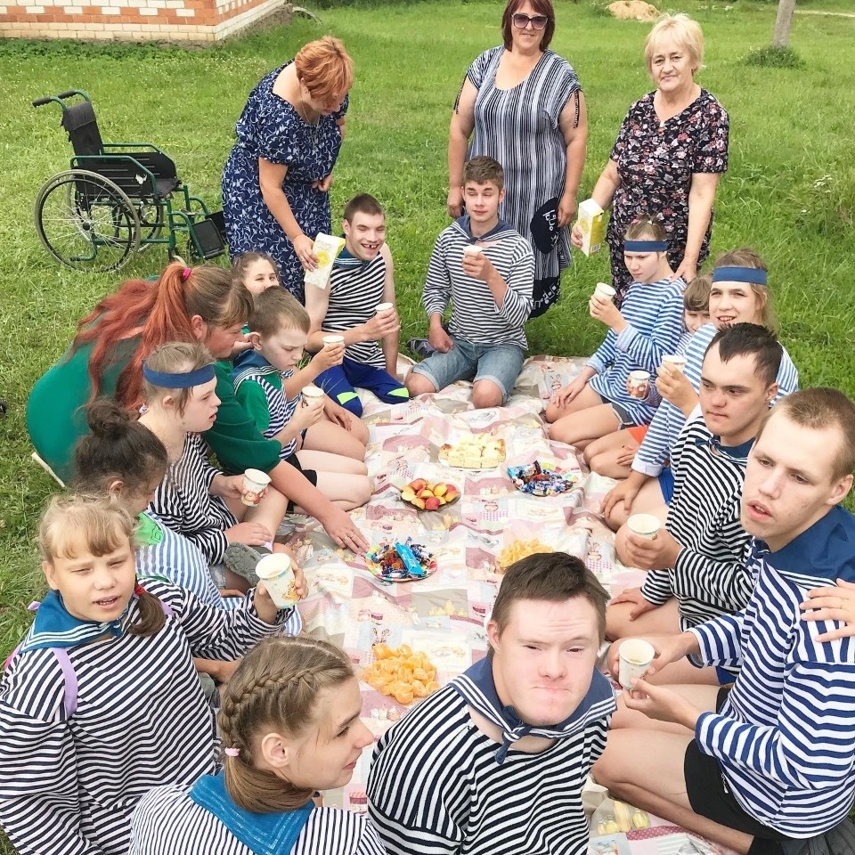 «Ростелеком» обеспечил стабильным интернетом Бобровский детский дом в Псковской области 