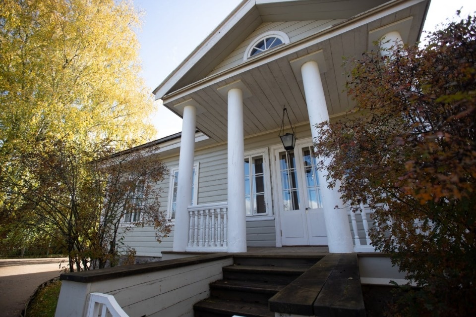 Музеи Псковской области с начала лета посетили свыше 276 тысяч человек Музеи Псковской области с начала лета посетили свыше 276 тысяч человек