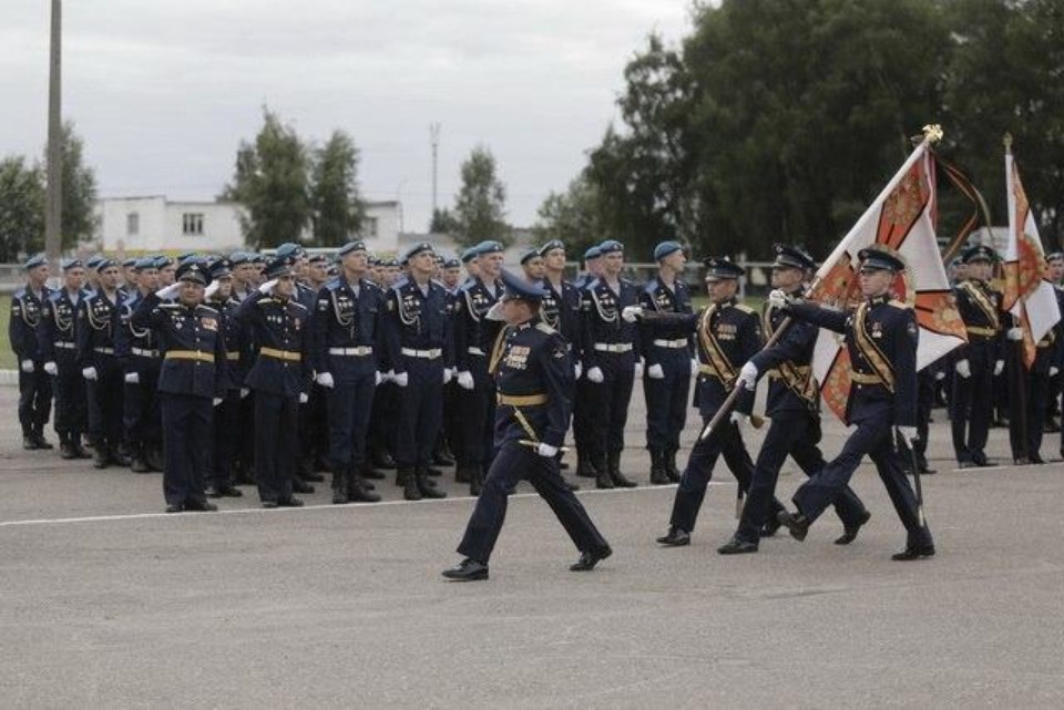 Михаил Ведерников: Псковские десантники являются эталоном воинской доблести 