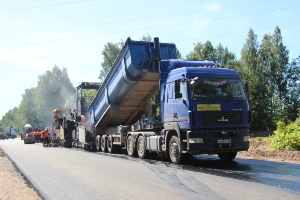 В Гдовском районе по нацпроекту завершается ремонт автомобильной дороги