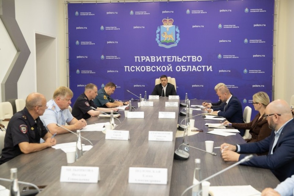 Около 60 беженцев из ДНР и ЛНР переедут из Псковской области на родину 
