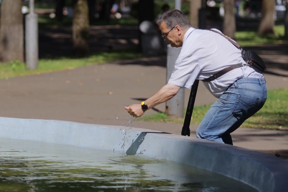 Горячие дни Горячие дни