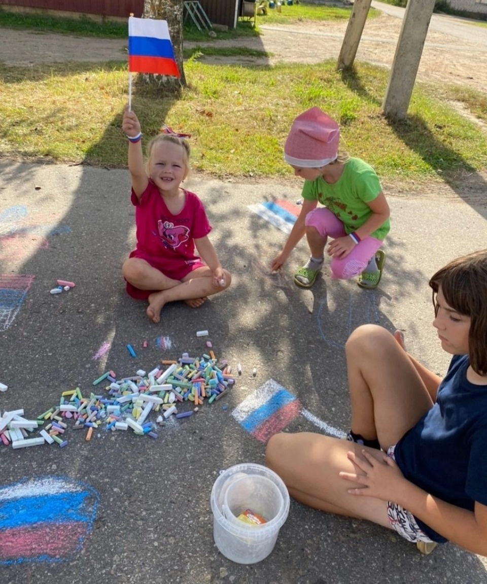 День российского флага: взгляд из районов День российского флага: взгляд из районов