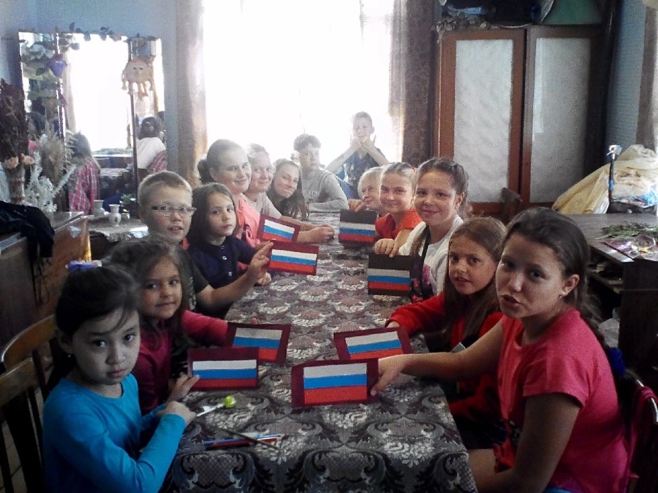 День российского флага: взгляд из районов День российского флага: взгляд из районов