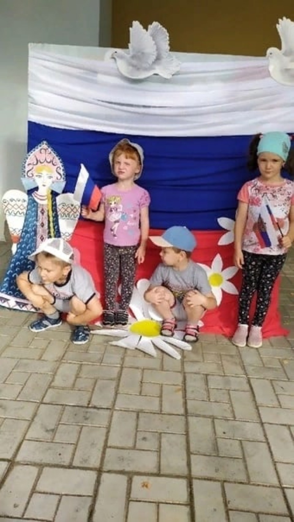 День российского флага: взгляд из районов День российского флага: взгляд из районов