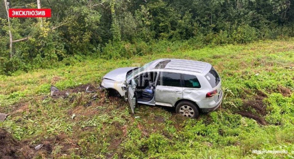 Водитель пострадал в результате ДТП в Псковском районе 
