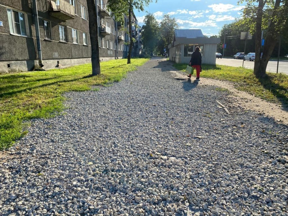 Ремонтом улицы Коммунальной в Пскове займется новый подрядчик