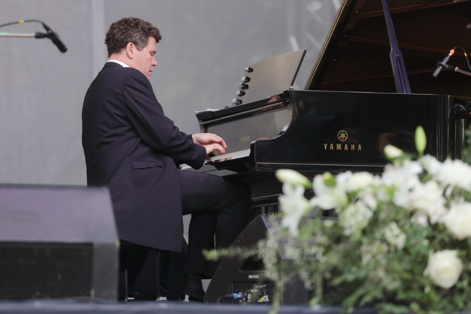 «...И классика, и джаз» «...И классика, и джаз»