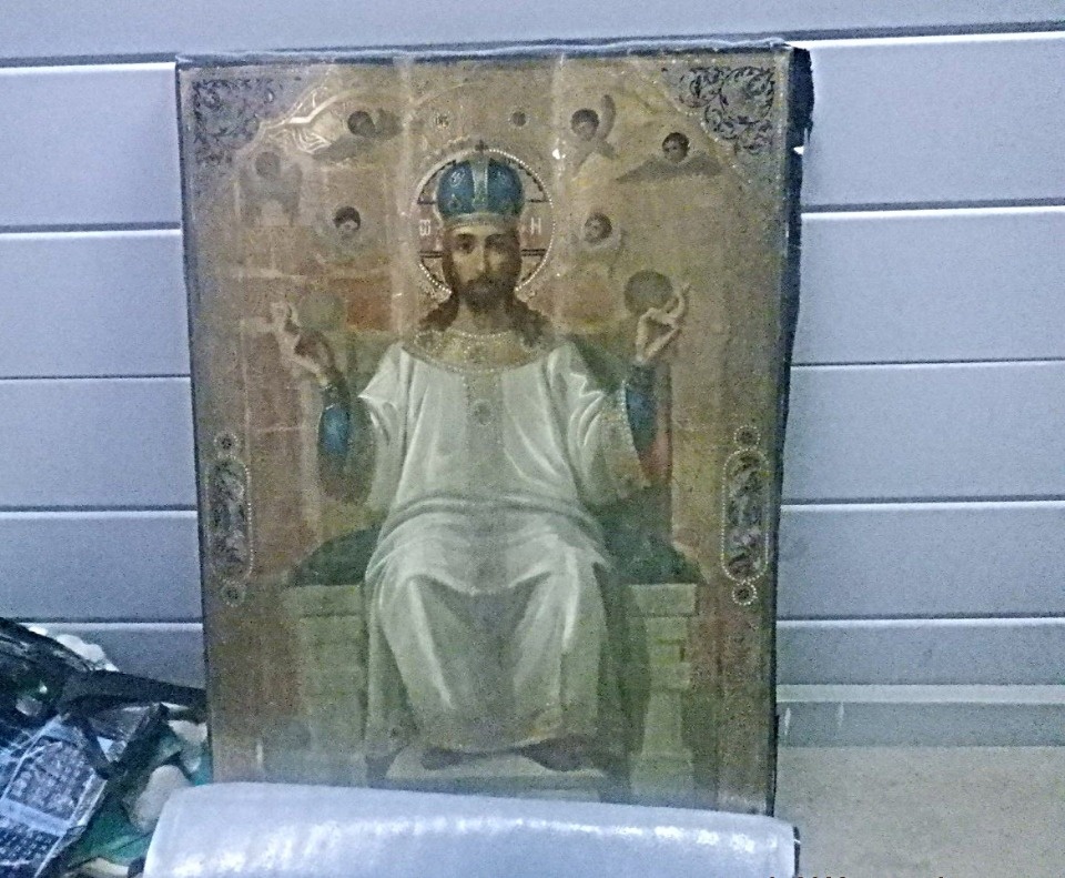 Ввоз в Россию незадекларированных икон пресекли псковские таможенники