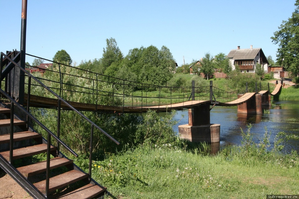 В Опочке студентка спасла тонущего ребёнка