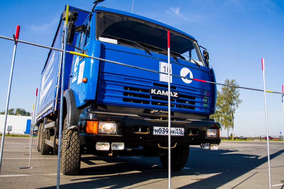 С 23 сентября по 19 октября грузовики не смогут ездить по дороге «Заполье – Любенск – Вечаша» в Плюсском районе С 23 сентября по 19 октября грузовики не смогут ездить по дороге «Заполье – Любенск – Вечаша» в Плюсском районе