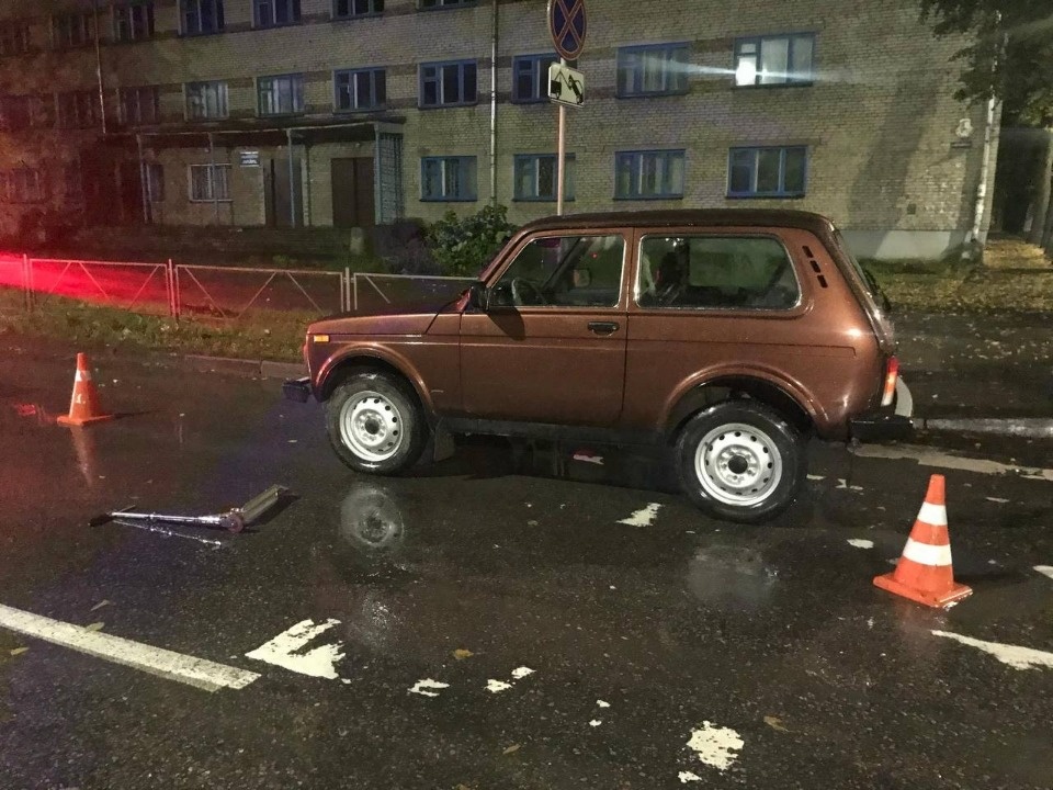 Водитель автомобиля сбил пешехода в Великих Луках Водитель автомобиля сбил пешехода в Великих Луках