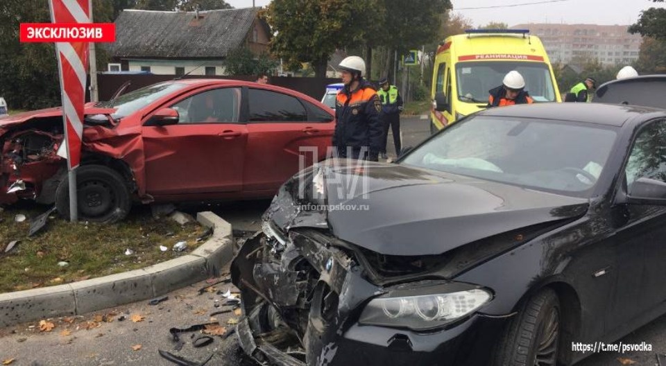 В результате аварии в Пскове пострадал водитель  