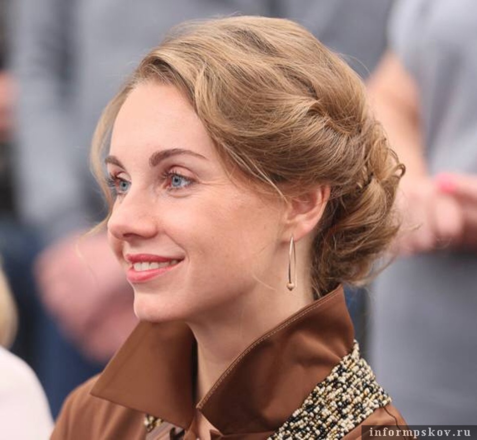 Наталья Скачкова ушла с поста главы управления общественных проектов и молодежной политики правительства Псковской области Наталья Скачкова ушла с поста главы управления общественных проектов и молодежной политики правительства Псковской области