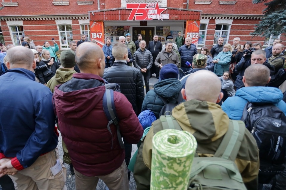 Отправка мобилизованных из Пскова