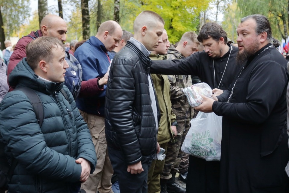 Отправка мобилизованных из Пскова