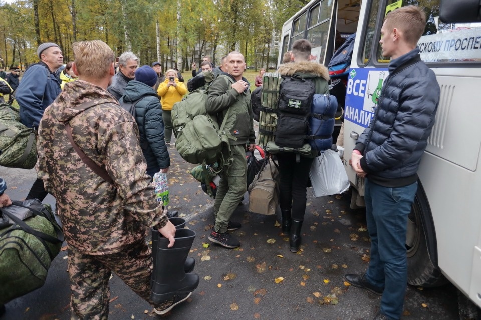 Отправка мобилизованных из Пскова