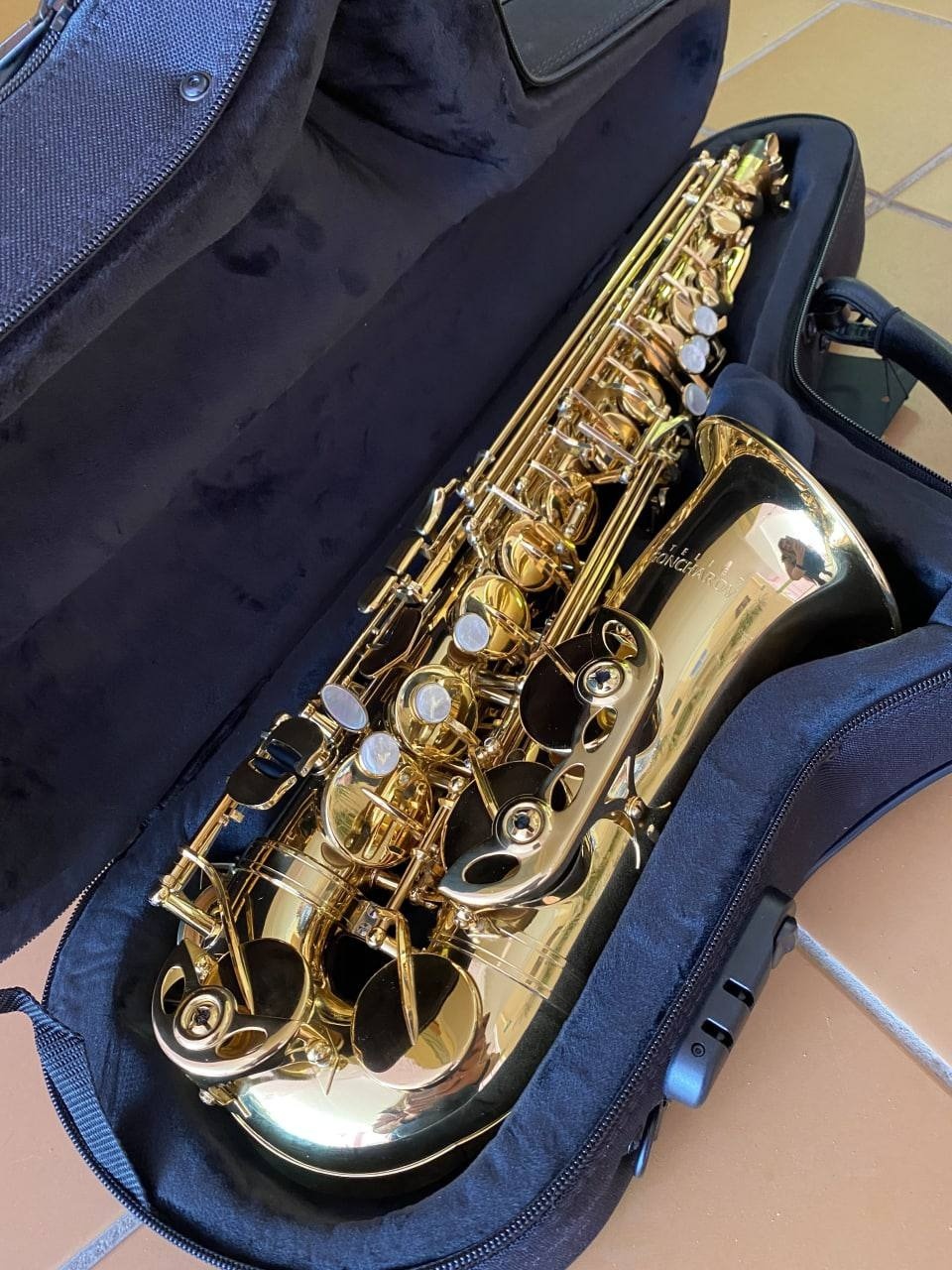 Для Детской музыкальной школы №5 Пскова закупили новые духовые инструменты